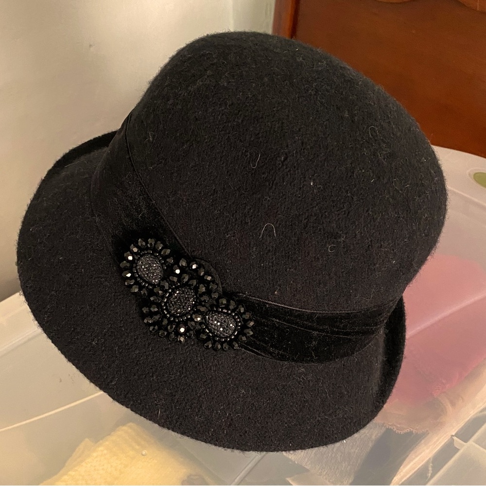 Vintage Style Cloche Hat with Jeweled Embellishment